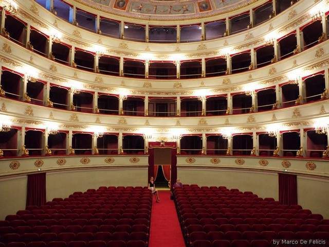 Jesi, teatro, palchi