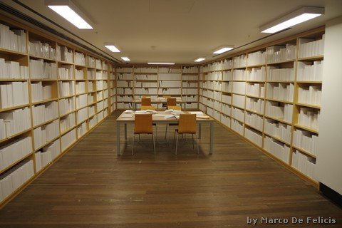 Wilfredo Prieto, Untitled (White Library)