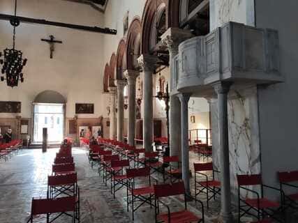 Basilica dei Santi Maria e Donato, interno