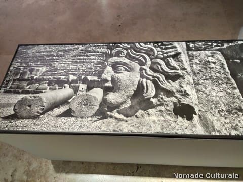 Turchia, Mira (Demre), 2013 Teatro di epoca elleistica ricostruito in seguito a un terremoto nel 141 d.C. in primo piano, decorazione a rilievo del proscenio